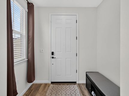 2048 Brave Hawk Loop, Roseville, CA 95747 Photo