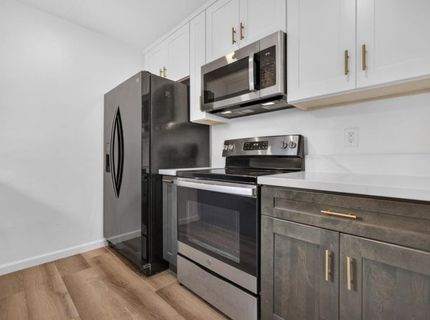 2041 Bowling Green Dr, Sacramento, CA 95825 Photo