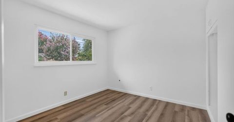 2041 Bowling Green Dr, Sacramento, CA 95825 Photo
