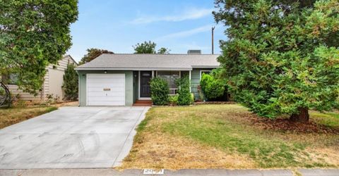 2041 Bowling Green Dr, Sacramento, CA 95825 Photo