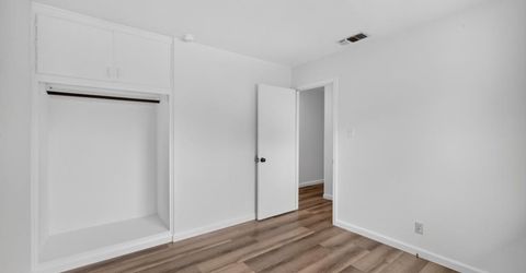 2041 Bowling Green Dr, Sacramento, CA 95825 Photo