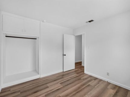 2041 Bowling Green Dr, Sacramento, CA 95825 Photo