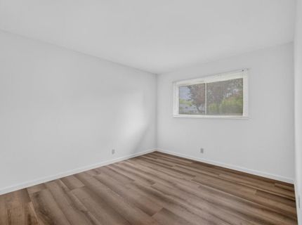 2041 Bowling Green Dr, Sacramento, CA 95825 Photo