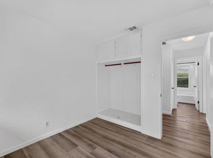 2041 Bowling Green Dr, Sacramento, CA 95825 Photo