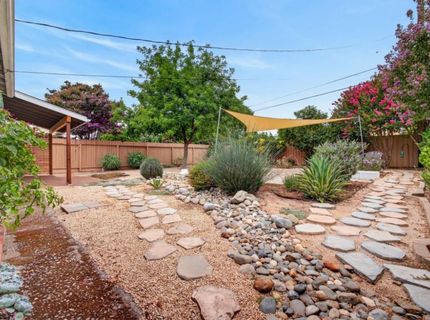 2041 Bowling Green Dr, Sacramento, CA 95825 Photo