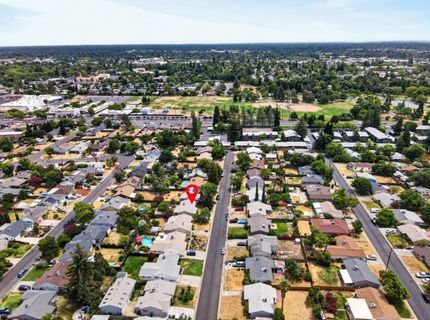 2041 Bowling Green Dr, Sacramento, CA 95825 Photo