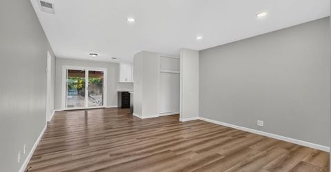 2041 Bowling Green Dr, Sacramento, CA 95825 Photo