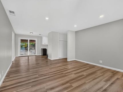 2041 Bowling Green Dr, Sacramento, CA 95825 Photo