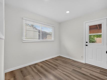 2041 Bowling Green Dr, Sacramento, CA 95825 Photo
