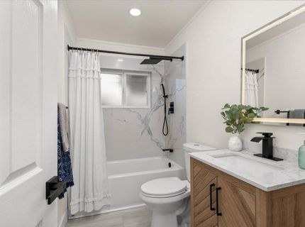 3318 Horseshoe Dr, Sacramento, CA 95821 Photo