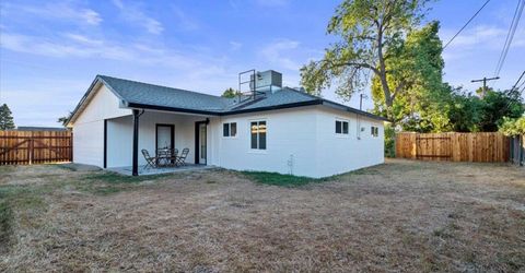 3318 Horseshoe Dr, Sacramento, CA 95821 Photo
