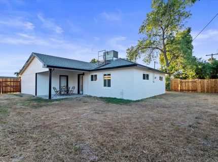 3318 Horseshoe Dr, Sacramento, CA 95821 Photo