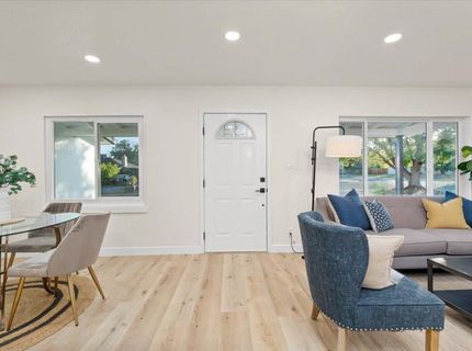 3318 Horseshoe Dr, Sacramento, CA 95821 Photo