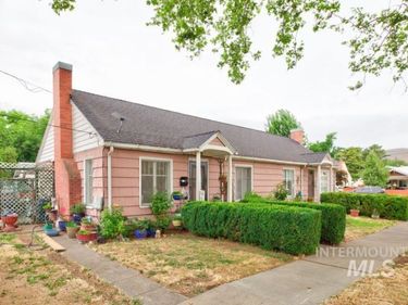 1006 11th Street, Lewiston, ID 83501