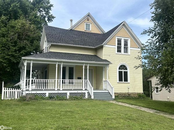524 N 3rd Street, Marshalltown, IA 50158