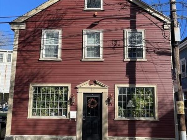 37 Turner Street, Unit 2R, Salem, MA 01970