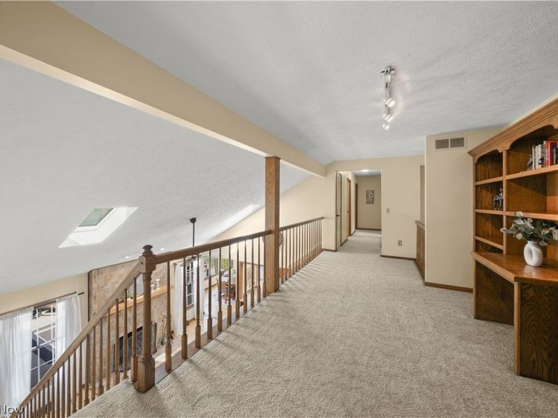 698 Deep Woods Drive, Aurora, OH 44202 Photo 15