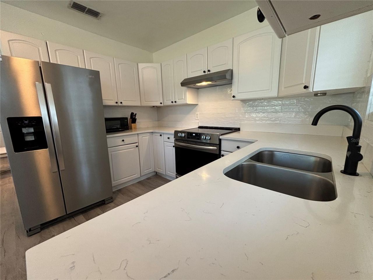 1138 51st Avenue N, Saint Petersburg, FL 33703 Photo