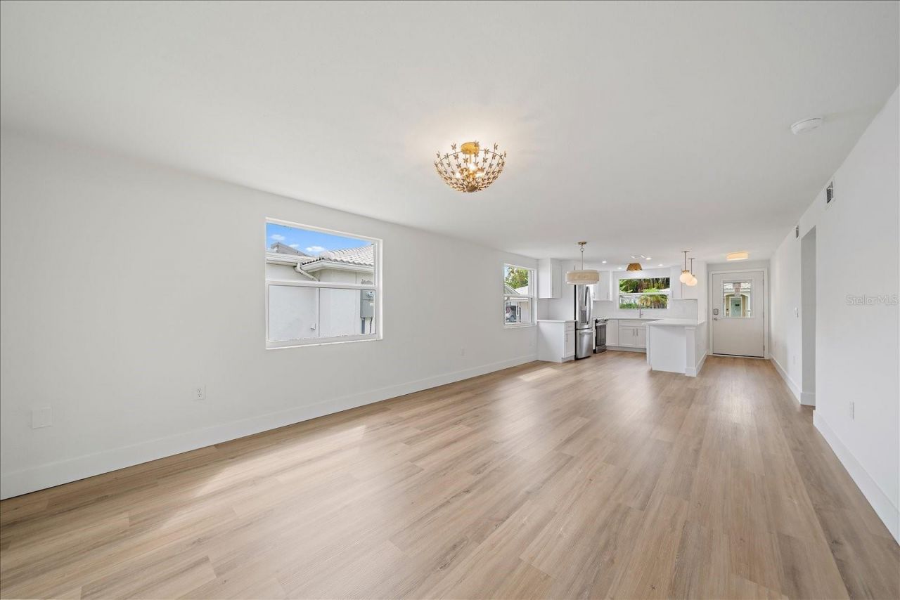 683 Spanish Drive S, Unit 214, Longboat Key, FL 34228 Photo