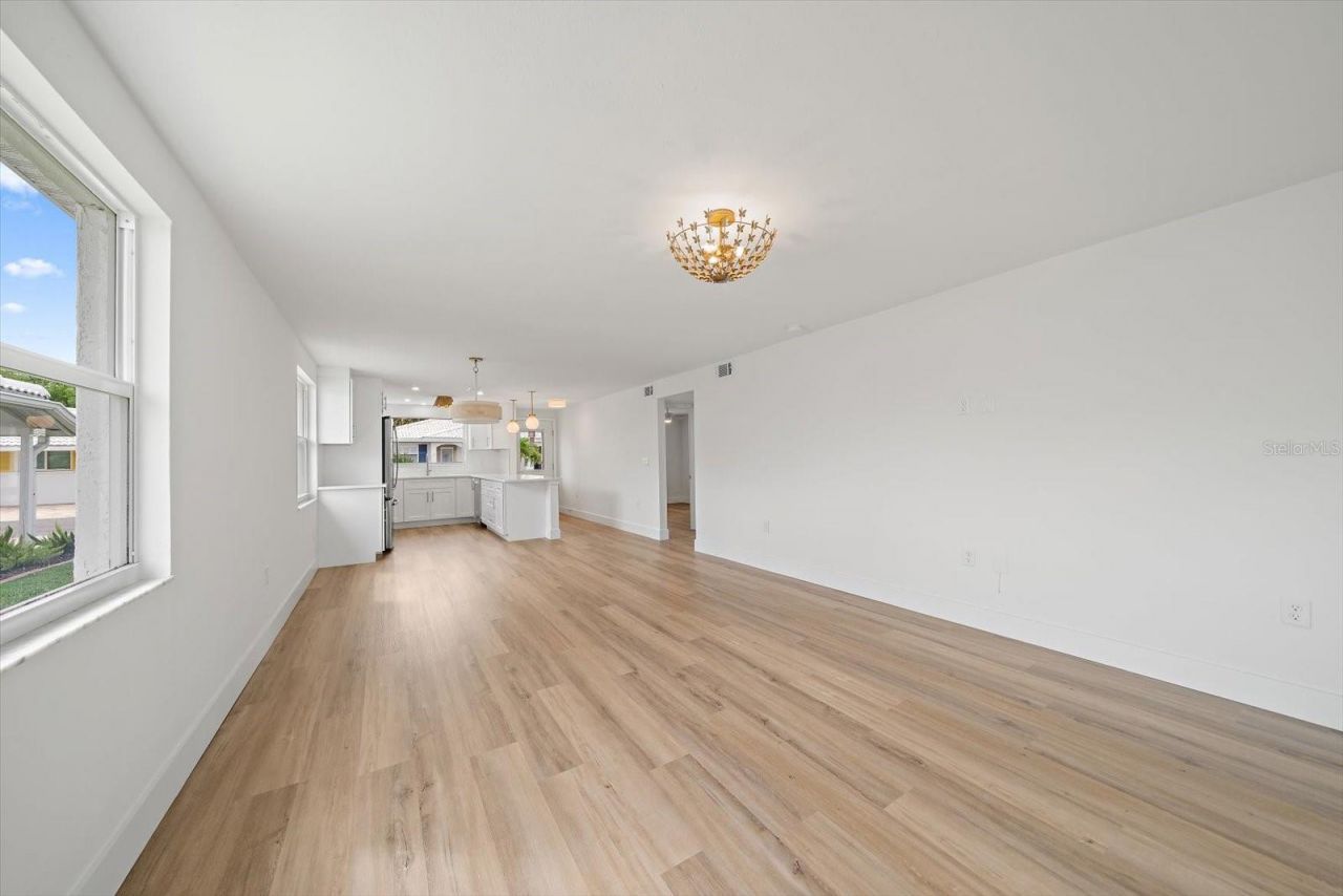 683 Spanish Drive S, Unit 214, Longboat Key, FL 34228 Photo