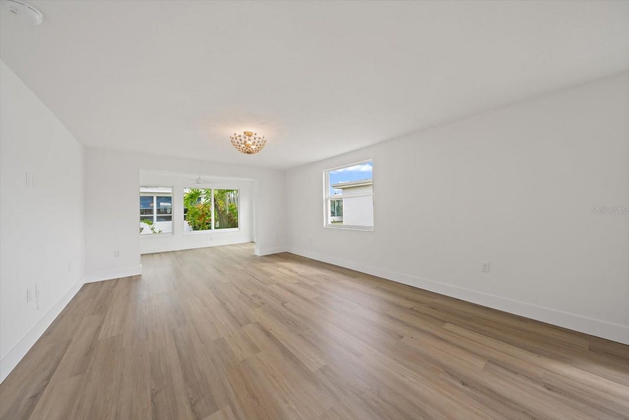 683 Spanish Drive S, Unit 214, Longboat Key, FL 34228 Photo