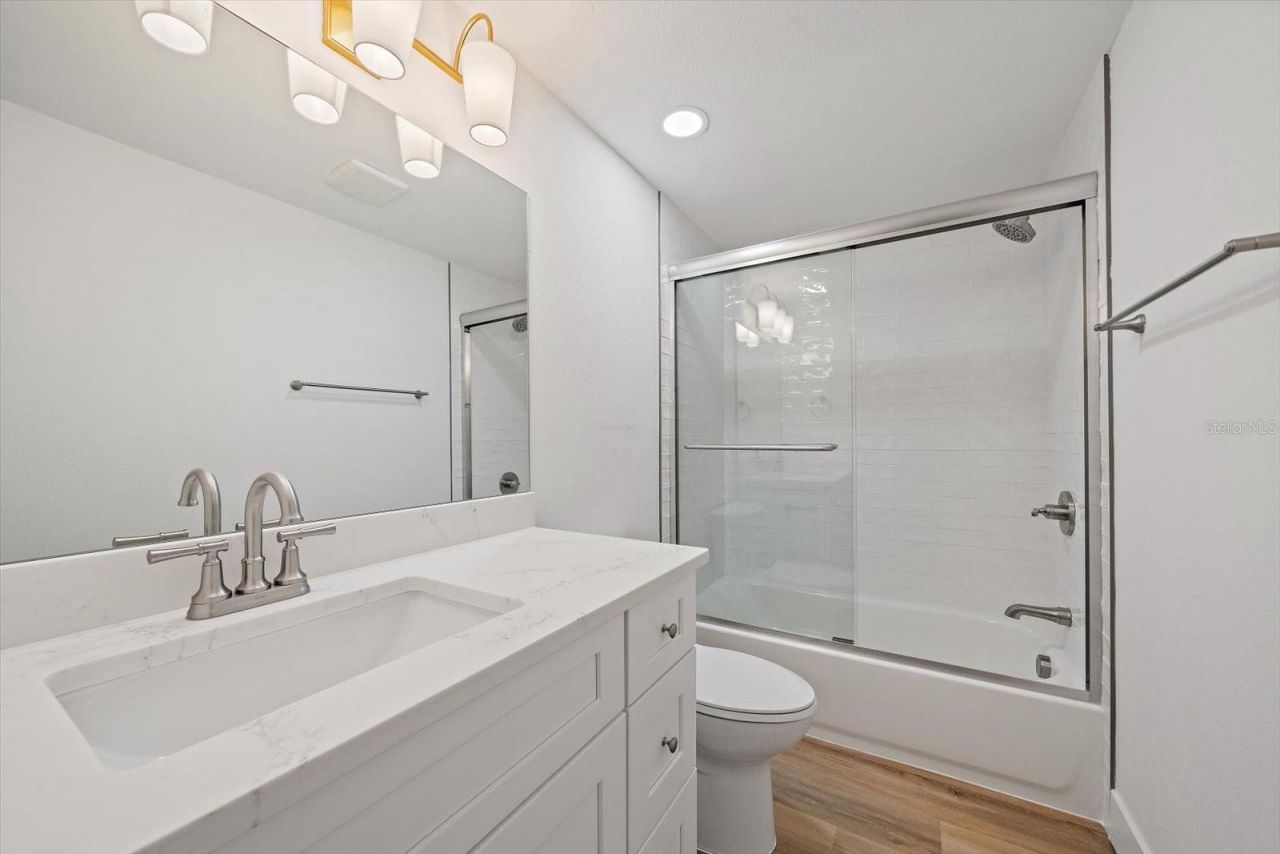 683 Spanish Drive S, Unit 214, Longboat Key, FL 34228 Photo
