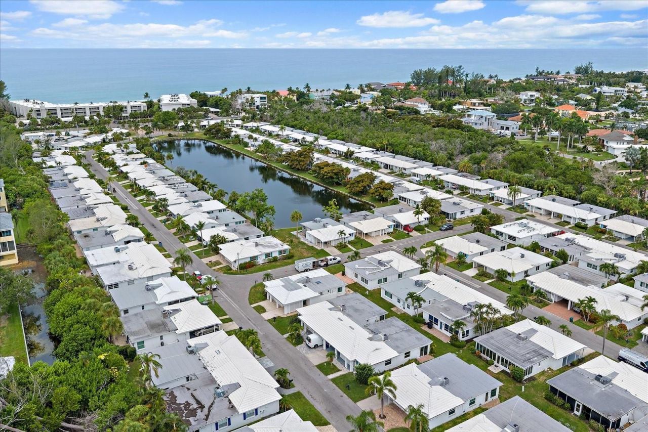 683 Spanish Drive S, Unit 214, Longboat Key, FL 34228 Photo