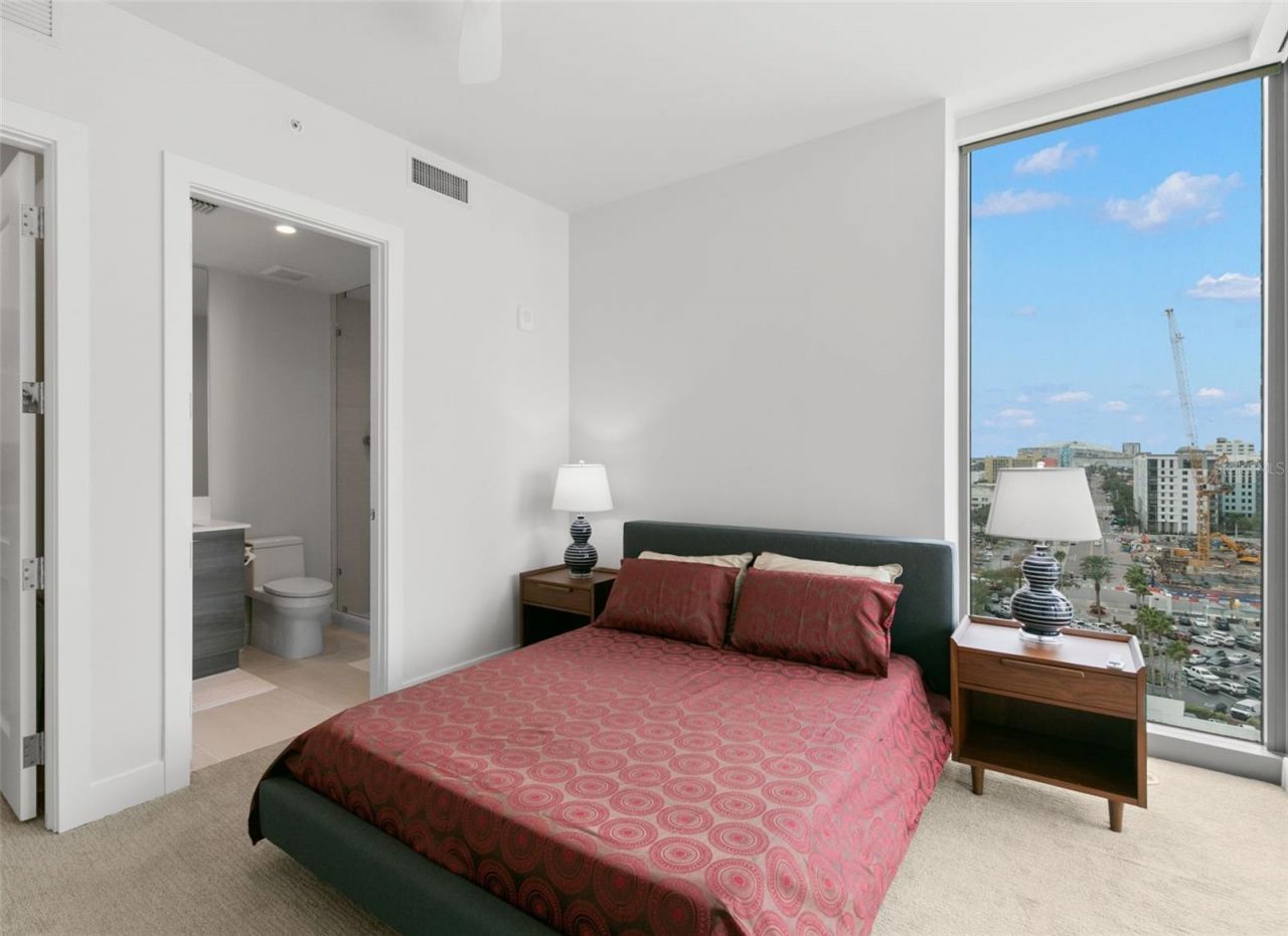 301 1st Street S, Unit 1204, Saint Petersburg, FL 33701 Photo