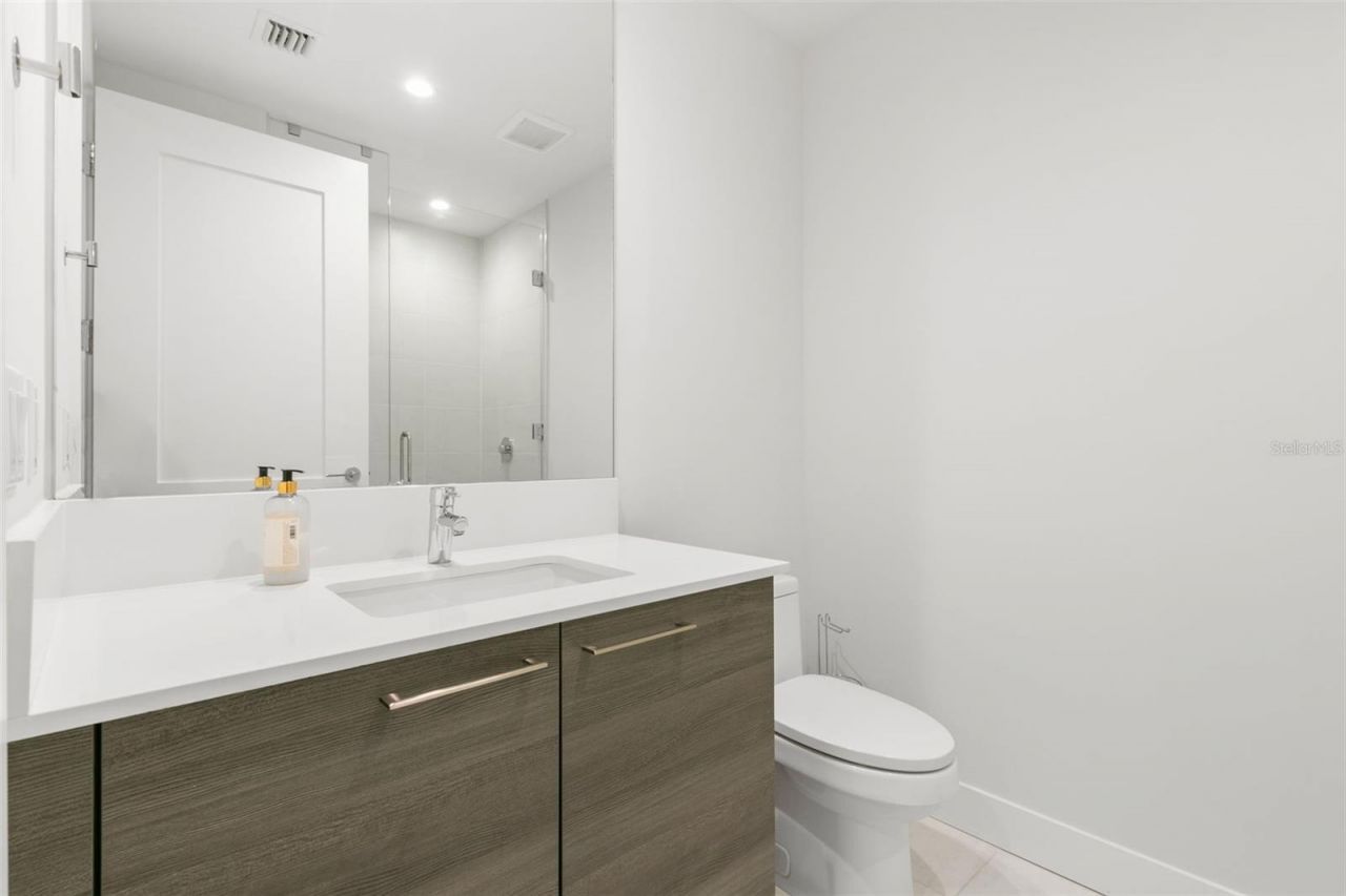 301 1st Street S, Unit 1204, Saint Petersburg, FL 33701 Photo