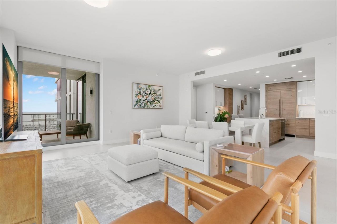 301 1st Street S, Unit 1204, Saint Petersburg, FL 33701 Photo