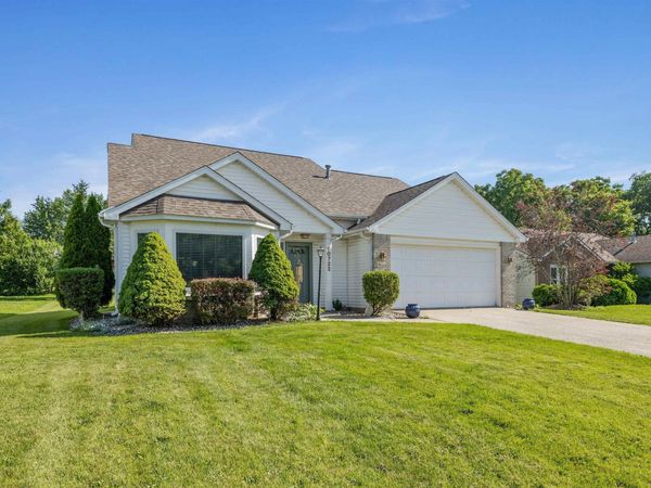 10722 Coneflower Drive, Fort Wayne, IN 46804