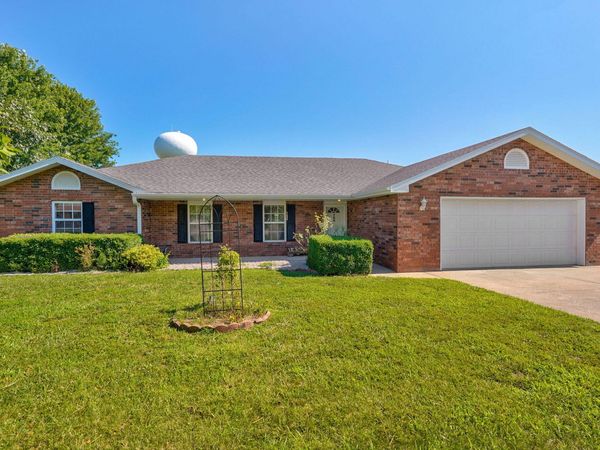 750 Kyler Road , Mt Vernon, MO 65712