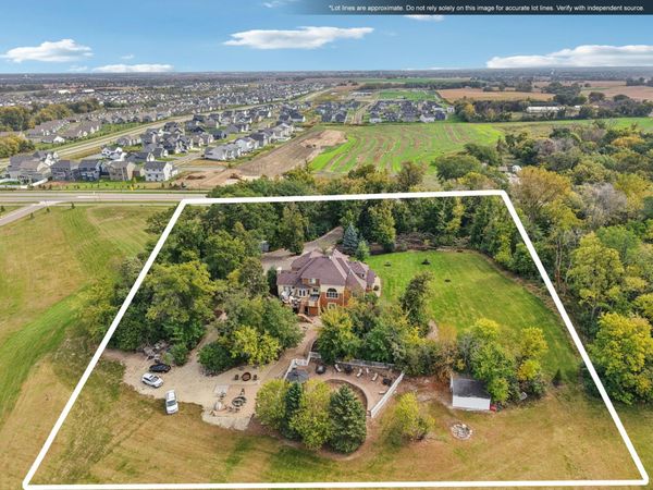 18685 Highview Avenue , Lakeville, MN 55044