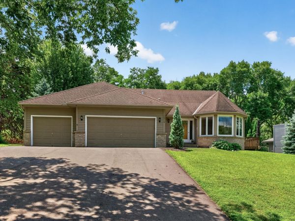 16715 19th Avenue N, Plymouth, MN 55447