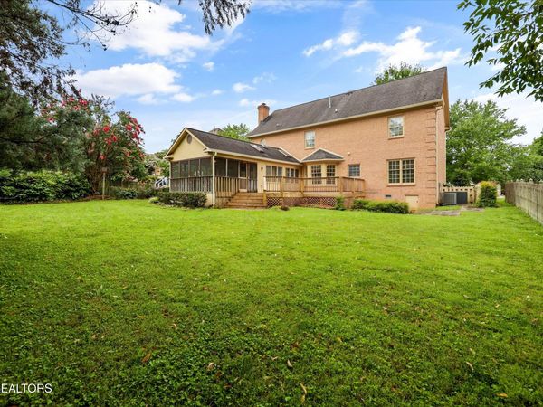 882 Hansmore Place, Knoxville, TN 37919
