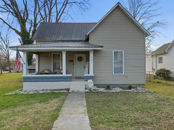 305 Pine Avenue, South Pittsburg, TN 37380