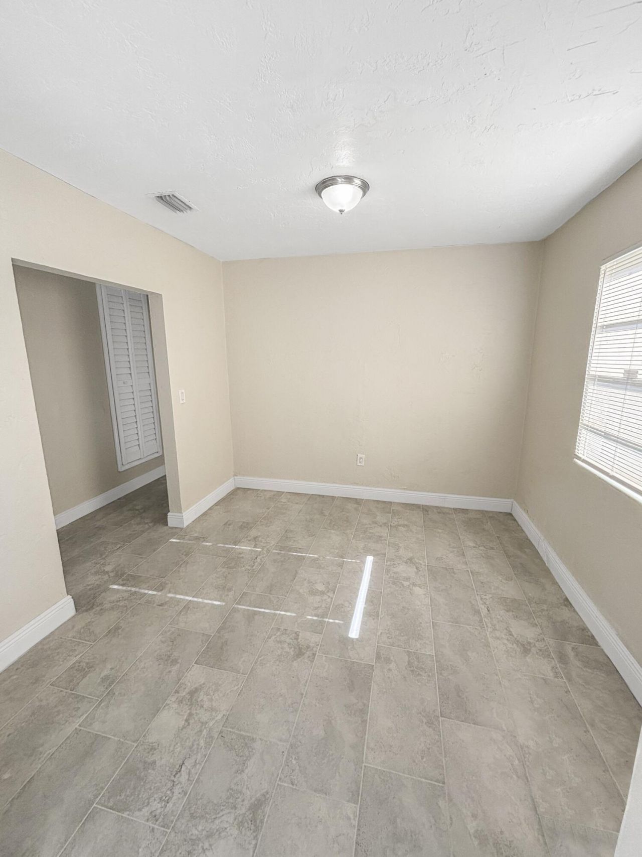 3045 NW 68th Street Nw, Miami, FL 33147 Photo