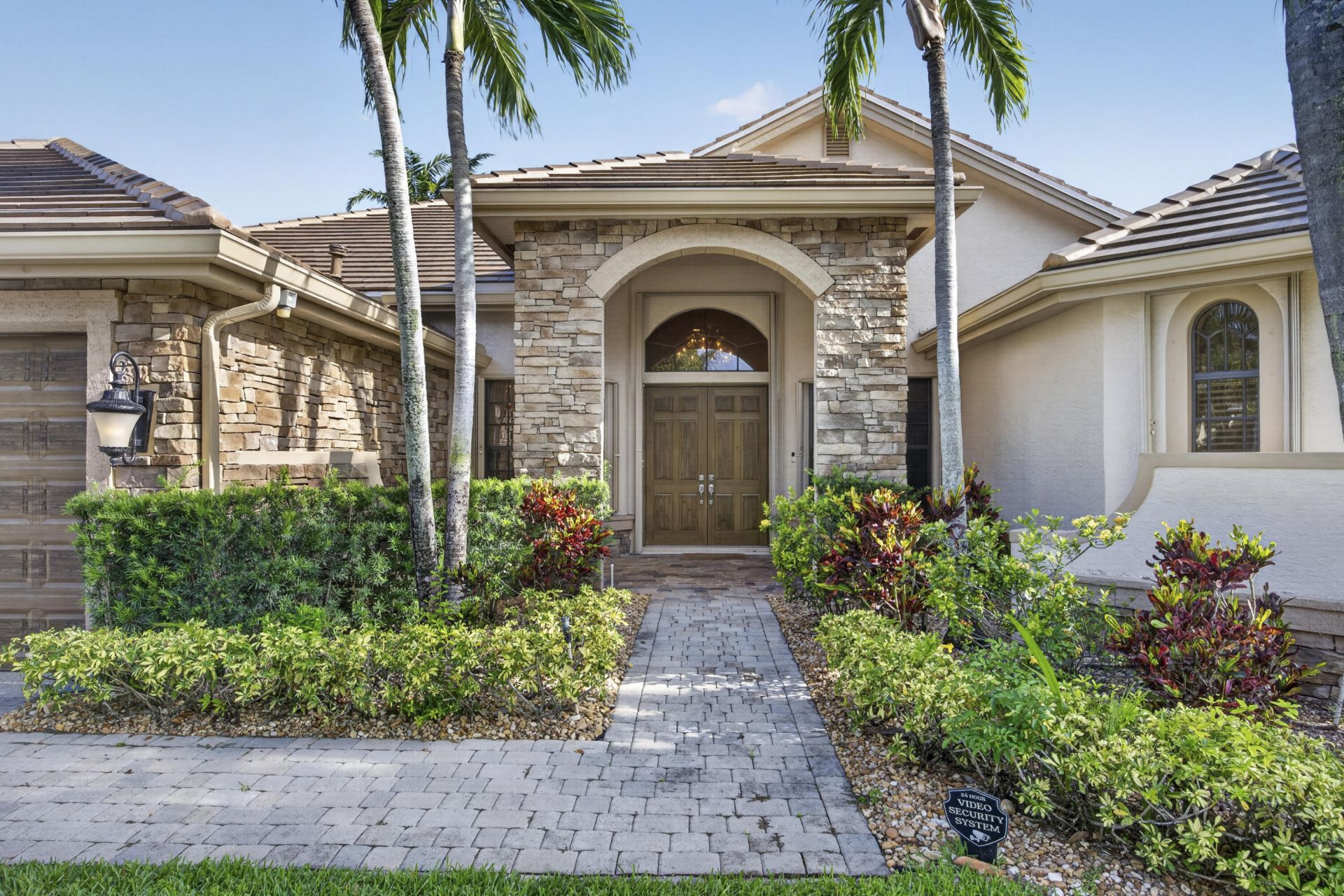 10715 Versailles Boulevard, Wellington, FL 33449 Photo