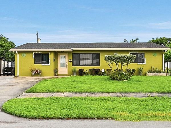 1310 SW 7th Avenue, Deerfield Beach, FL 33441