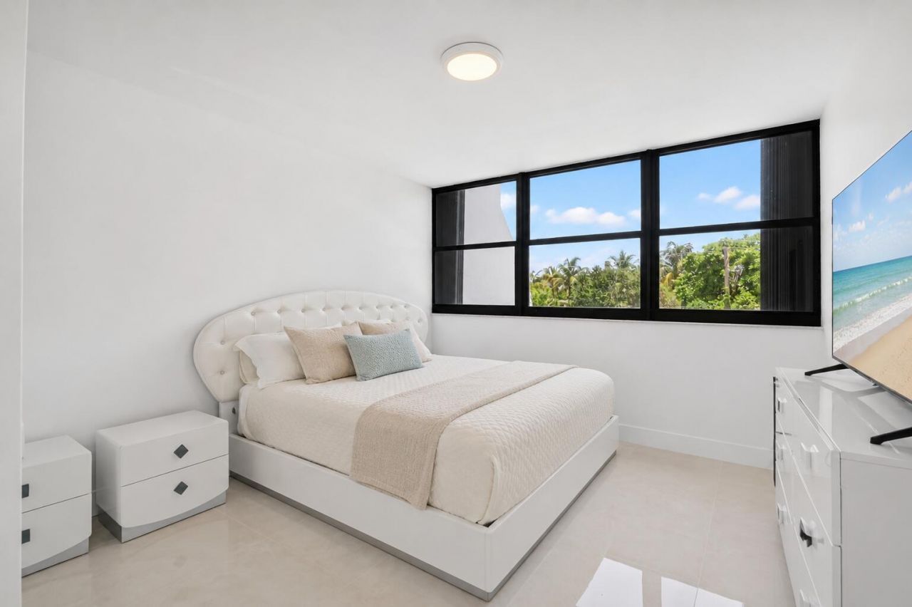 5600 N Flagler Drive, Unit 207, West Palm Beach, FL 33407 Photo