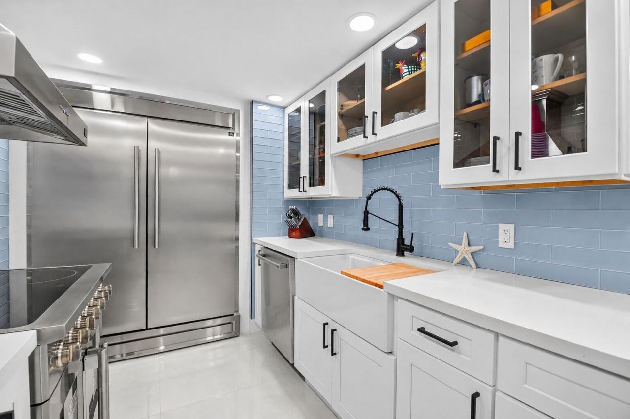 5600 N Flagler Drive, Unit 207, West Palm Beach, FL 33407 Photo