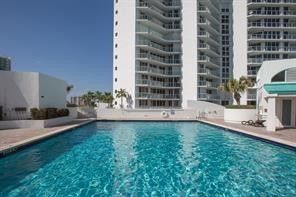 16425 Collins Avenue, Unit 818, Sunny Isles Beach, FL 33160 Photo