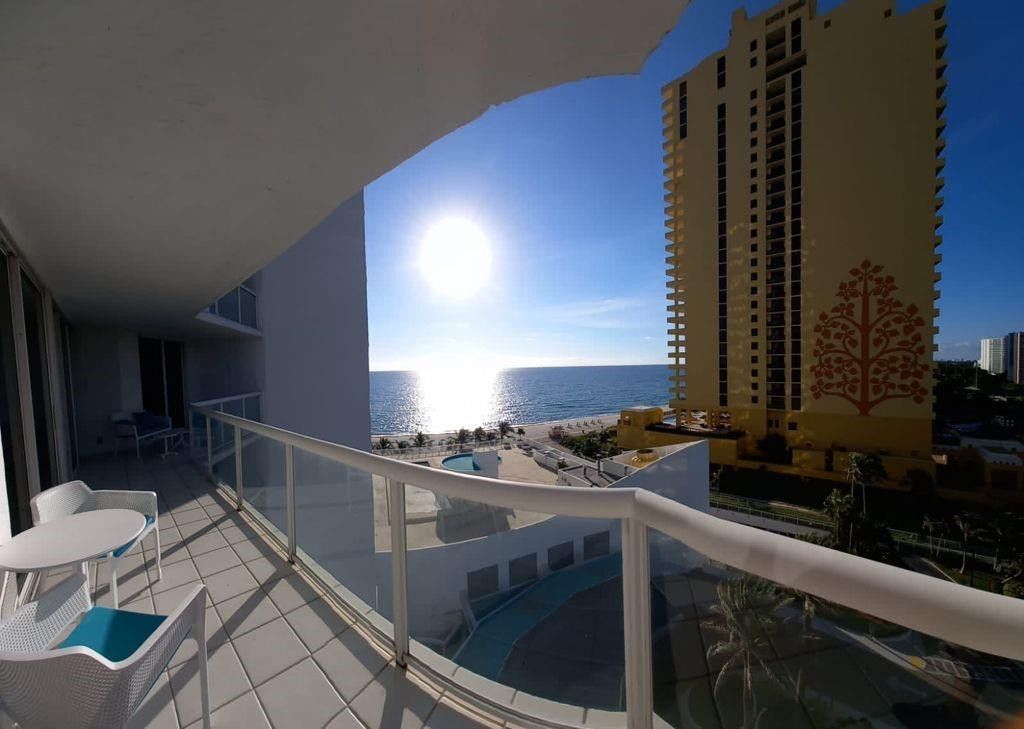 16425 Collins Avenue, Unit 818, Sunny Isles Beach, FL 33160 Photo