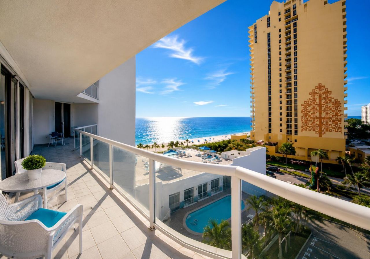 16425 Collins Avenue, Unit 818, Sunny Isles Beach, FL 33160 Photo