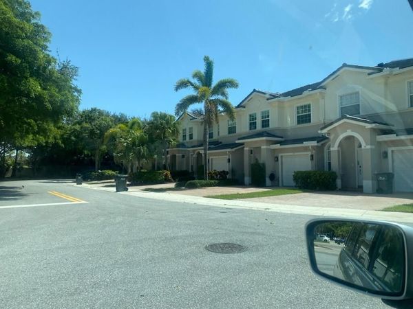 4353 Legacy Court, Delray Beach, FL 33445