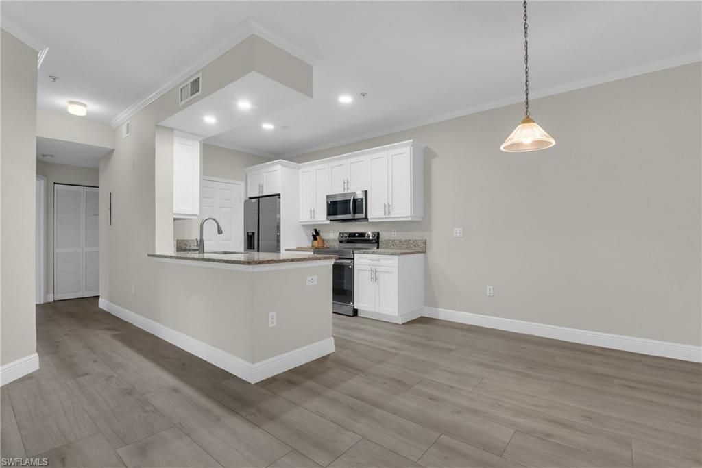 11521 Villa Grand, Unit 913, Fort Myers, FL 33913 Photo