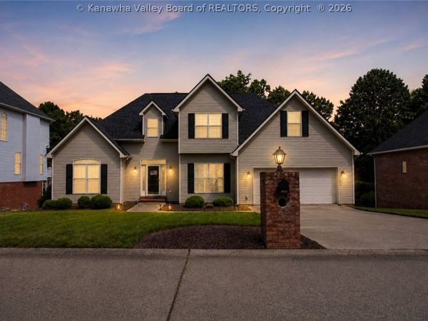 1026 Saint Ives Drive, Hurricane, WV 25526