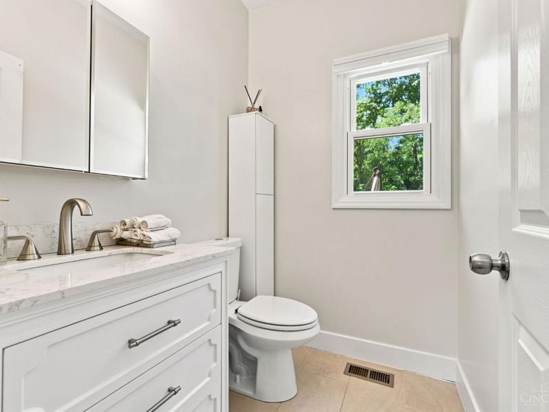 1328 Bedfordshire Drive, Miami Twp, OH 45140 Photo 25