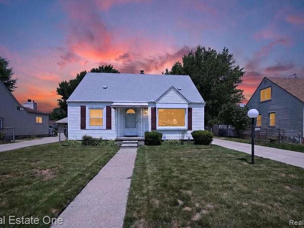 28662 Sheridan Street, Garden City, MI 48135
