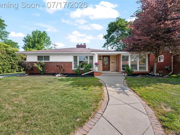 23201 Norcrest Drive, St. Clair Shores, MI 48080